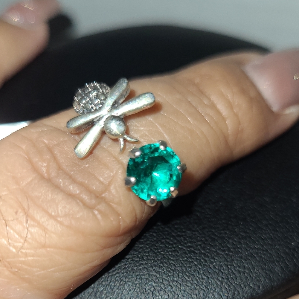 New 925 Mexican Silver and Green Ring Of Bee - Picture 4 of 4